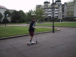 Sep 17 17:08:48 2000