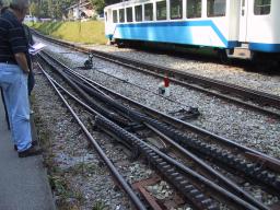 Sep 15 21:01:08 2000