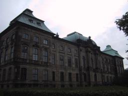 Sep 17 16:48:42 2000