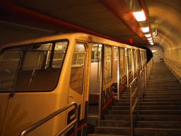 Sep 22 23:10:36 2000