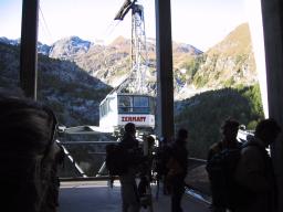 Sep 23 16:18:54 2000