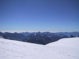 Sep 23 18:46:28 2000