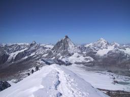 Sep 23 19:35:08 2000