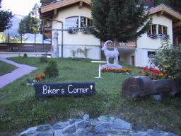 Sep 23 23:41:16 2000