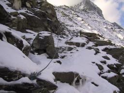 Sep 25 19:03:34 2000