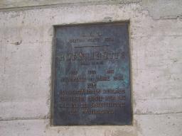 Sep 25 19:54:10 2000