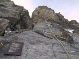 Sep 25 20:14:28 2000