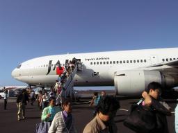 Nov 28 04:16:36 1999